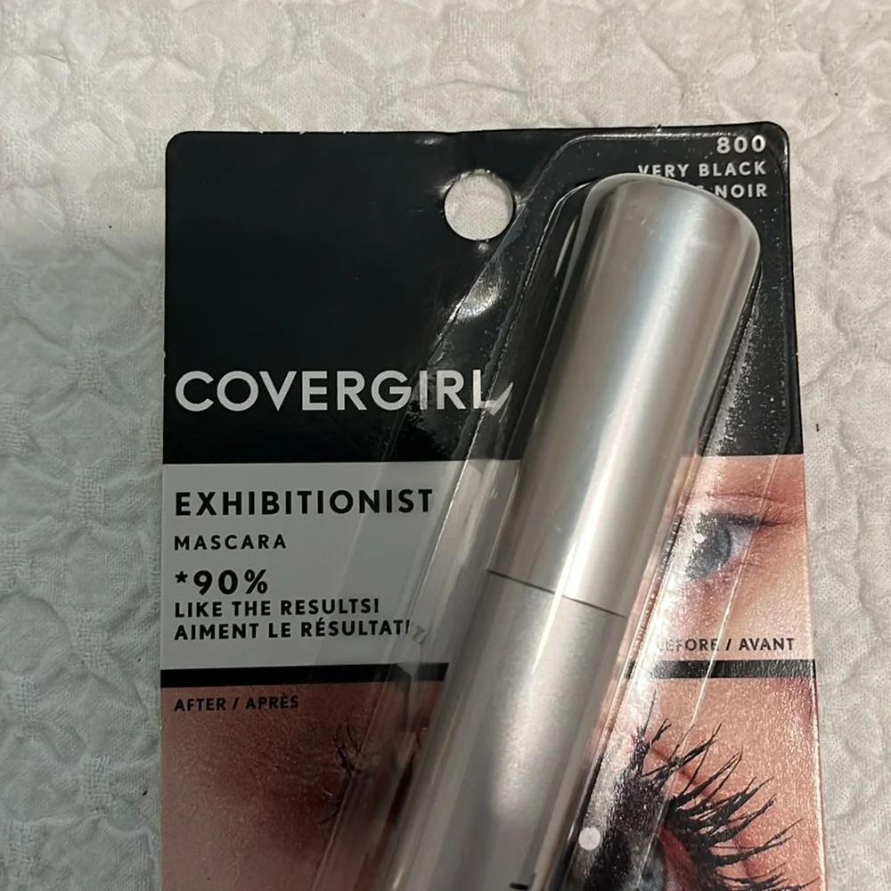 NWT CoverGirl Exhibitionist Mascara 800 Very Black